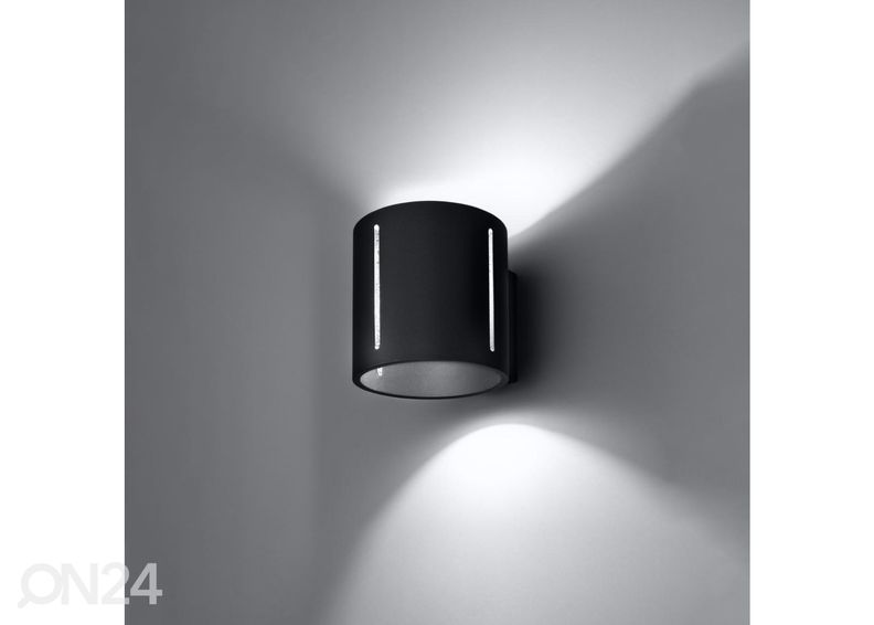 Seinävalaisin Inez, musta kuvasuurennos