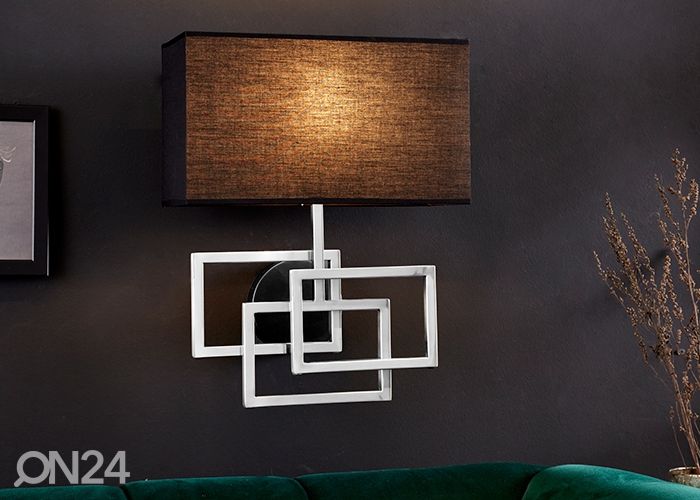 Seinävalaisin Leonor kuvasuurennos