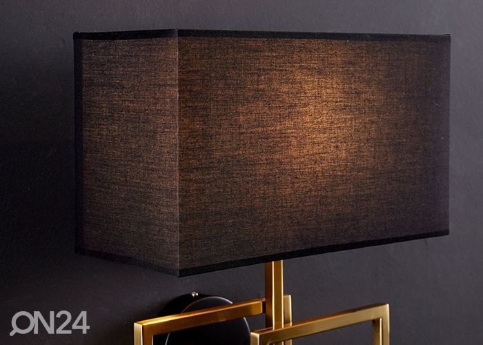 Seinävalaisin Leonor kuvasuurennos