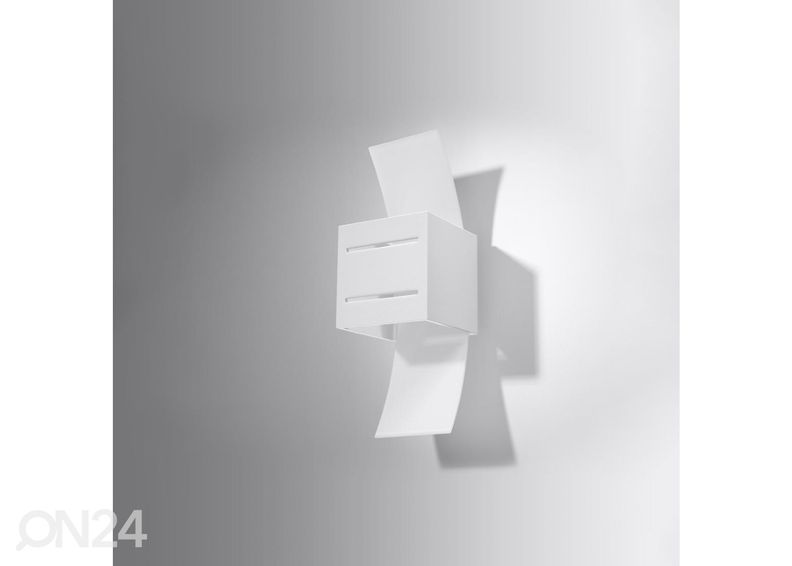 Seinävalaisin Loreto, valkoinen kuvasuurennos