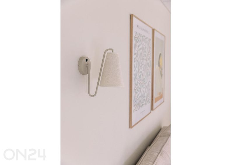 Seinävalaisin Lou kuvasuurennos