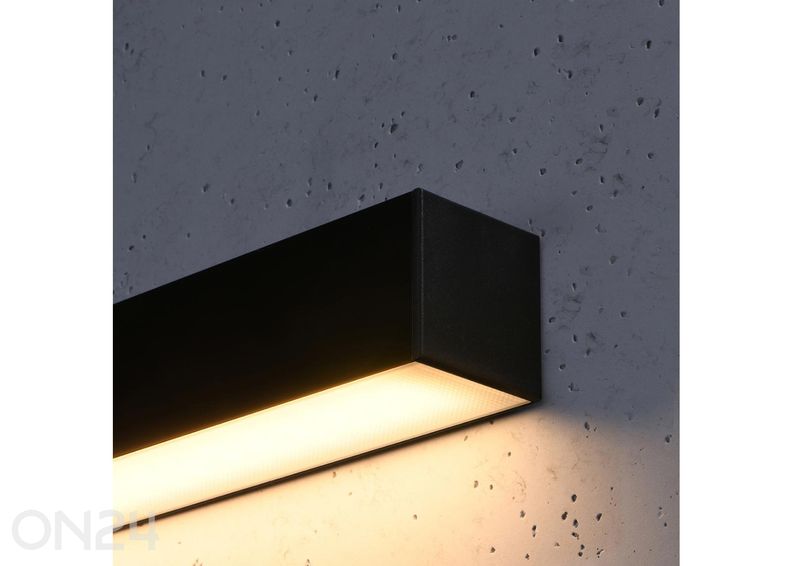 Seinävalaisin Pinne 67 kuvasuurennos