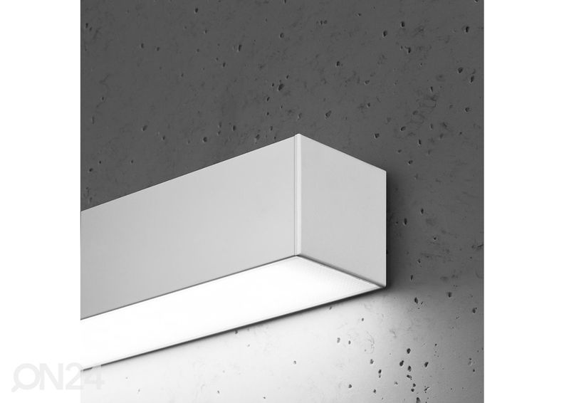 Seinävalaisin Pinne 67, valkoinen kuvasuurennos