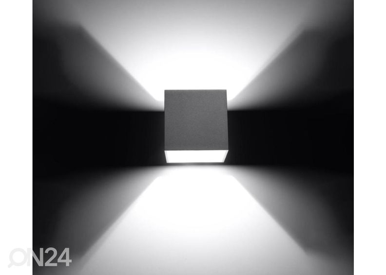 Seinävalaisin Quad 1, harmaa kuvasuurennos