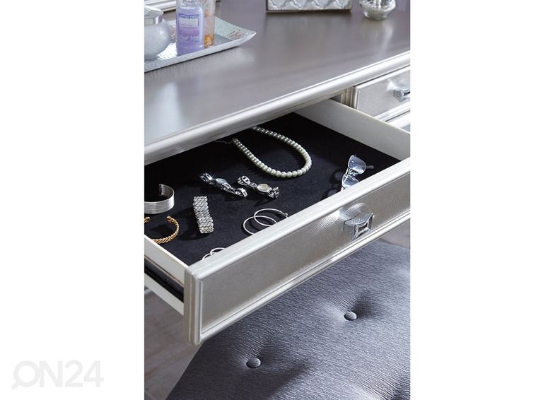 Sivupöytä / kampauspöytä kuvasuurennos