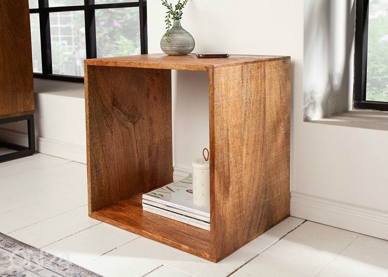 Sivupöytä Makassar kuvasuurennos