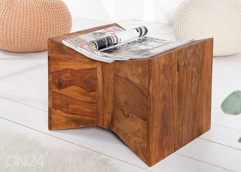 Sivupöytä Pyramid kuvasuurennos