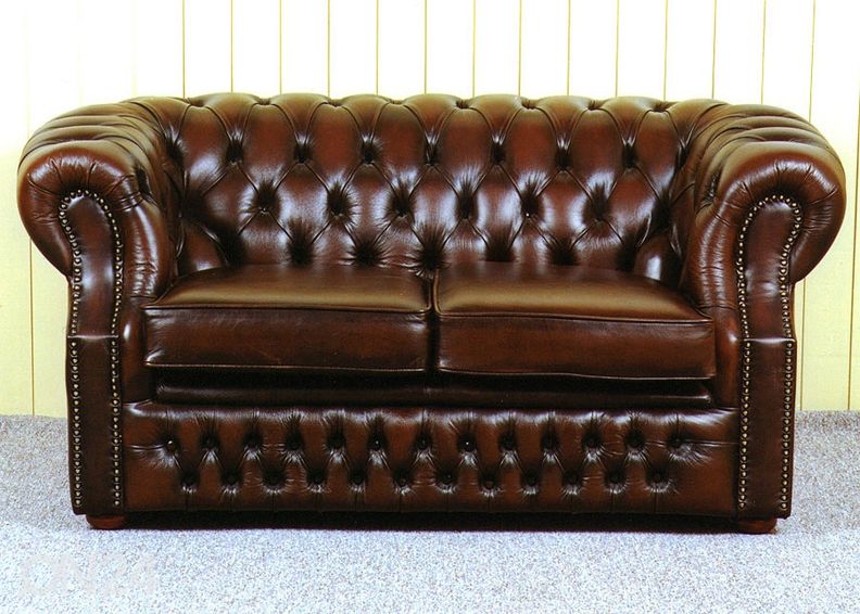 Sohva Chesterfield 2 kuvasuurennos