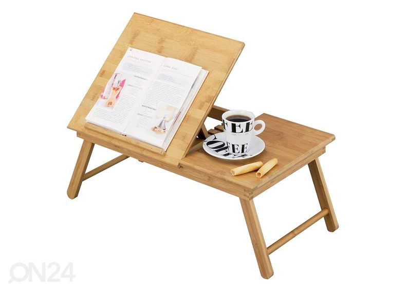 Tarjoilualusta kirjatelineellä kuvasuurennos