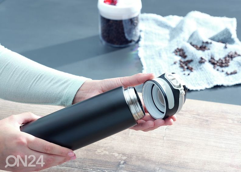 Termosmuki Flip 600 ml musta kuvasuurennos