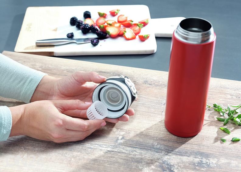 Termosmuki Flip 600 ml musta kuvasuurennos