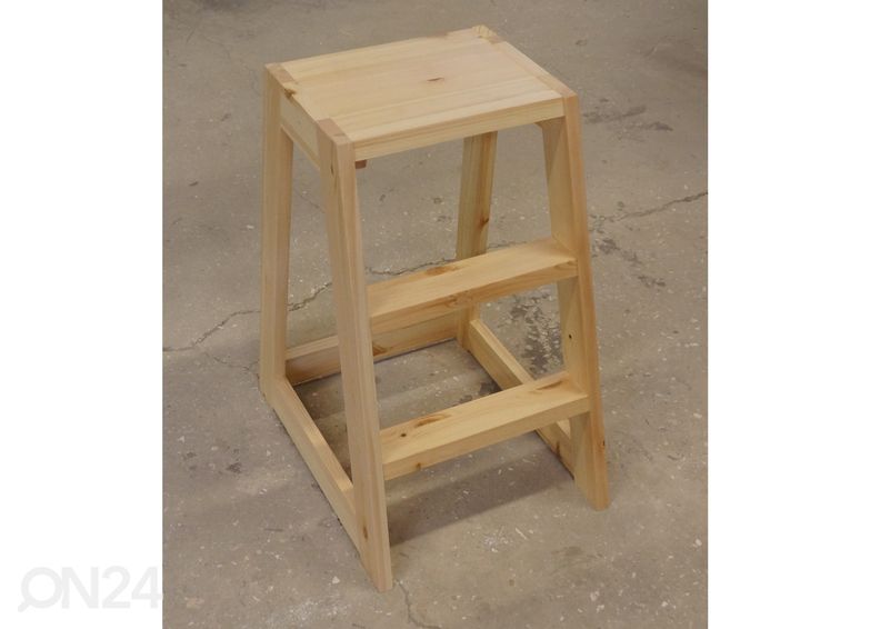 Tikasjakkara Askel, mänty kuvasuurennos