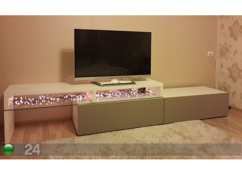 TV-taso COLOUR ART kuvasuurennos