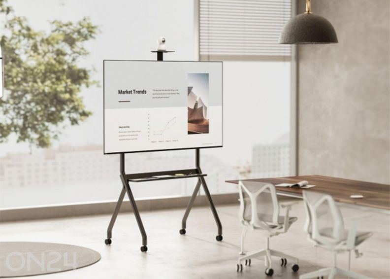 TV-taso pyörillä kuvasuurennos