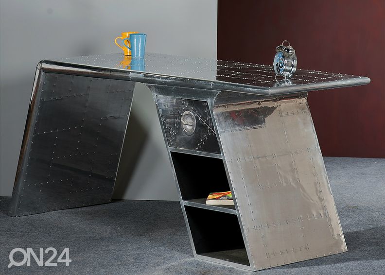 Työpöytä Airman kuvasuurennos