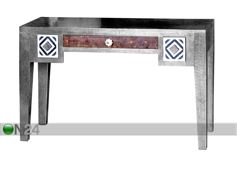 Työpöytä Metal&Bone kuvasuurennos