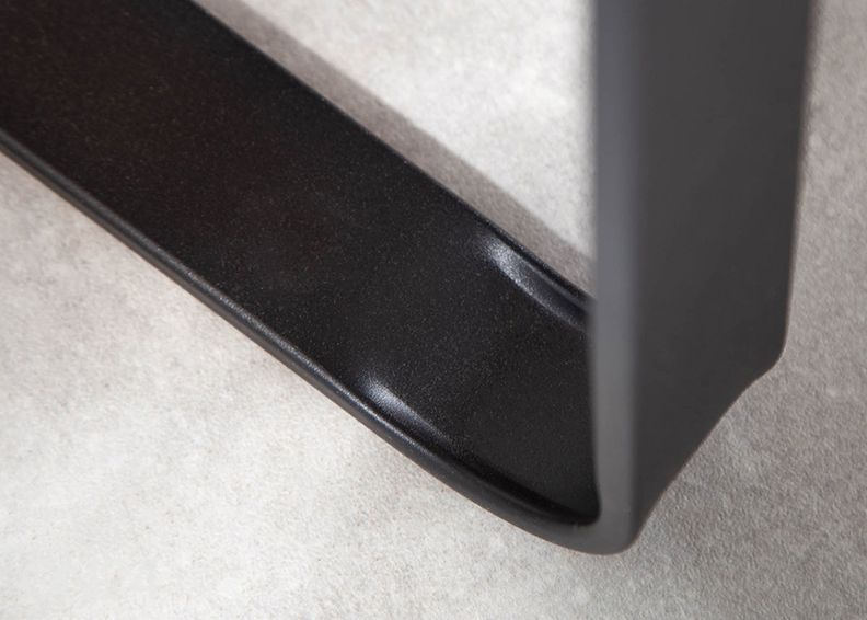 Työpöytä Studio kuvasuurennos