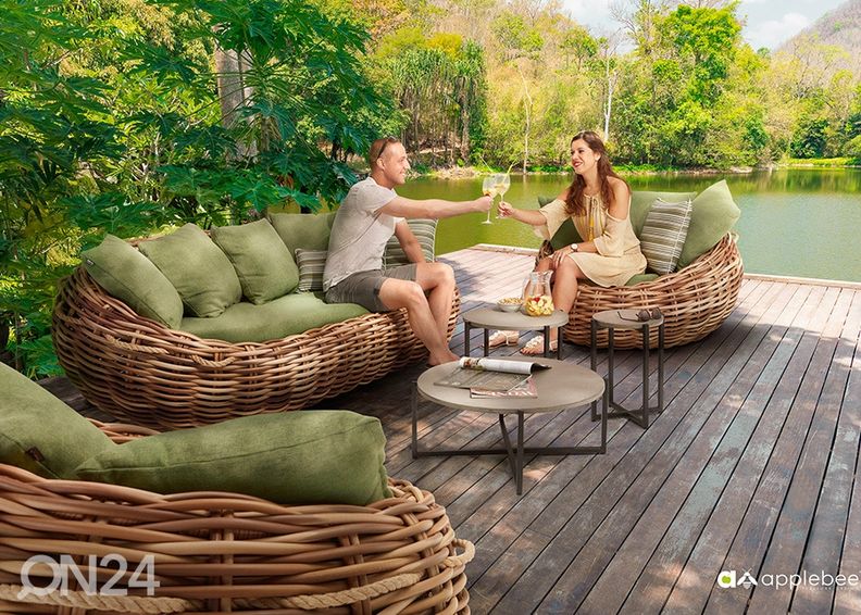 Ulkosohva Cocoon kuvasuurennos