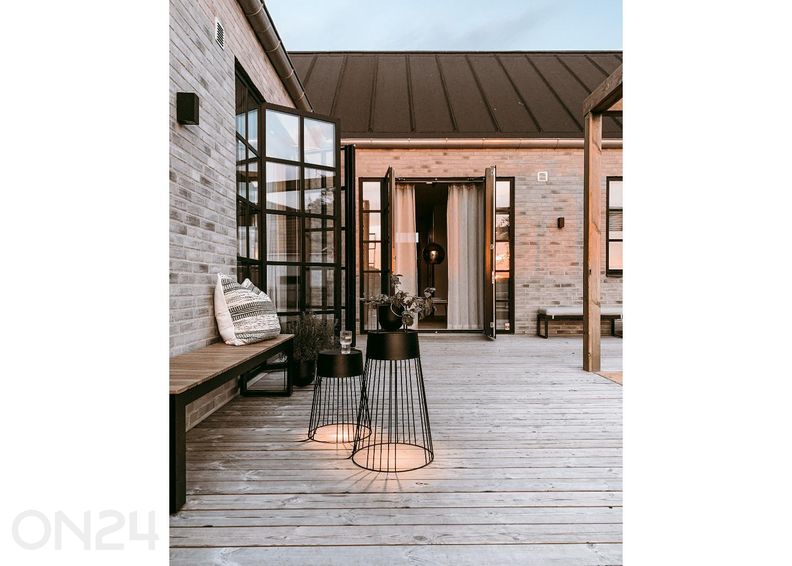 Ulkovalaisin Koster, musta kuvasuurennos