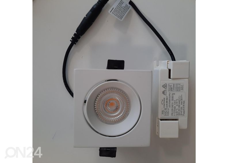 Upotettava valaisin kuvasuurennos