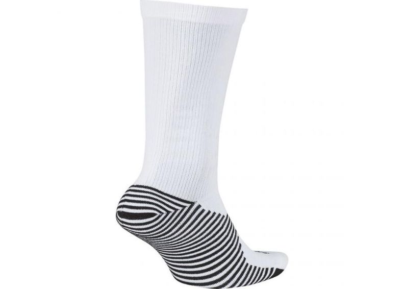 Urheilusukat Nike U Squad Crew SK0030 100 kuvasuurennos
