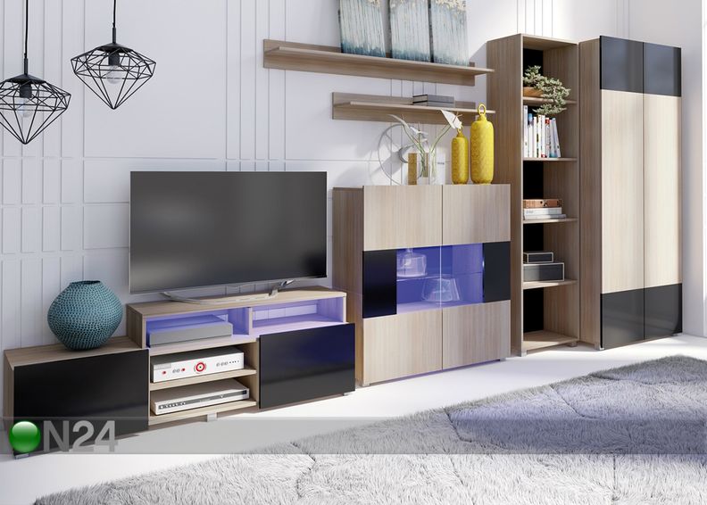 Vaatekaappi kuvasuurennos