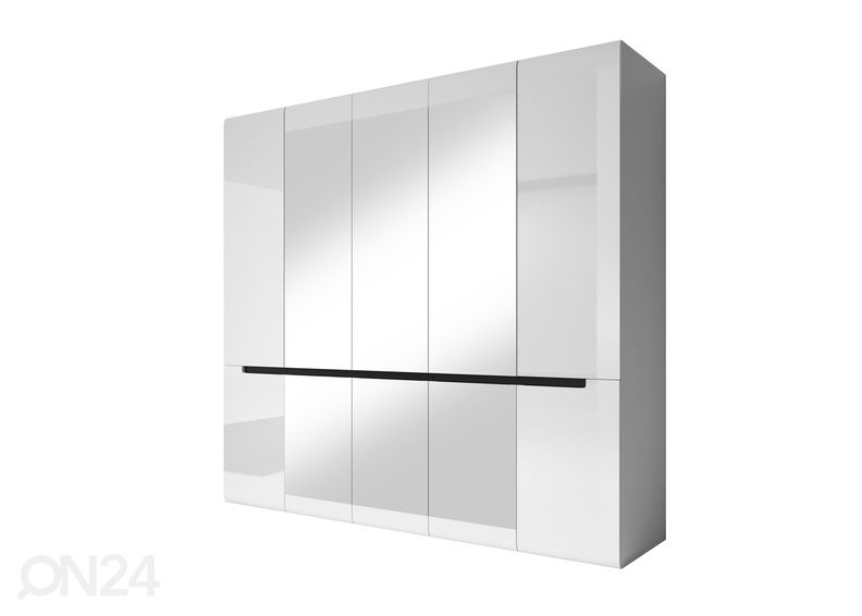 Vaatekaappi kuvasuurennos