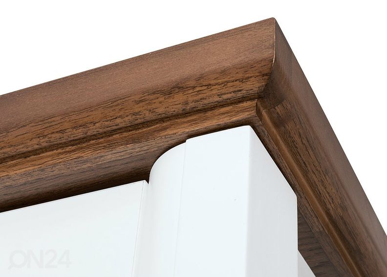 Vaatekaappi kuvasuurennos