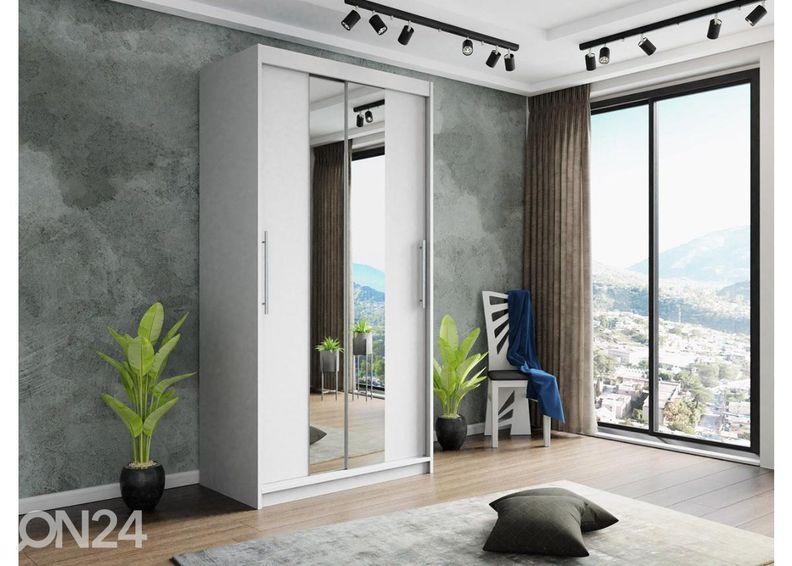 Vaatekaappi kuvasuurennos