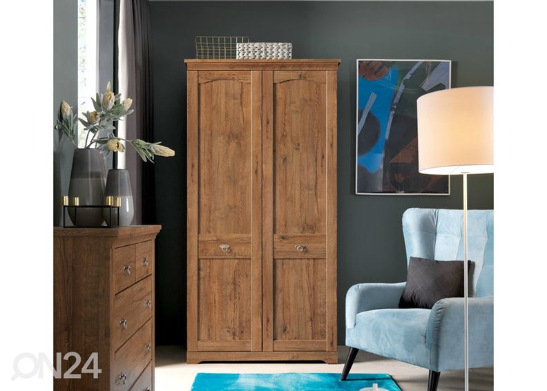 Vaatekaappi kuvasuurennos