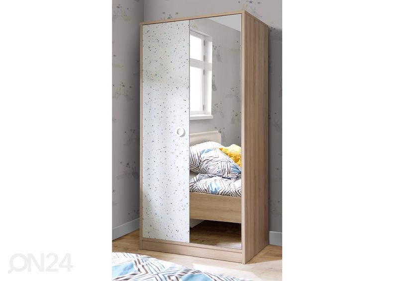 Vaatekaappi kuvasuurennos