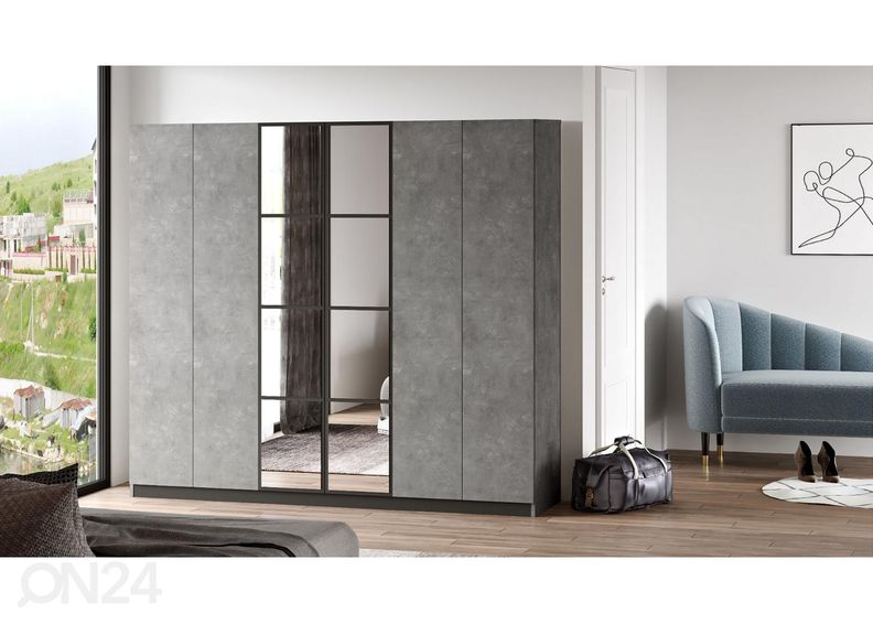 Vaatekaappi kuvasuurennos