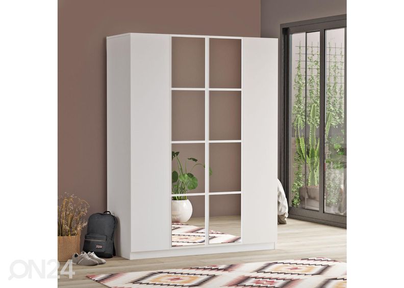 Vaatekaappi kuvasuurennos