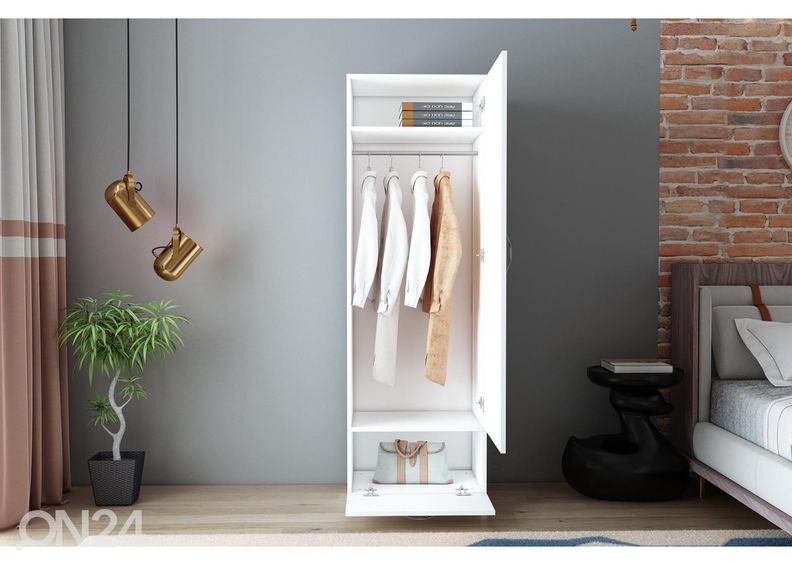 Vaatekaappi kuvasuurennos