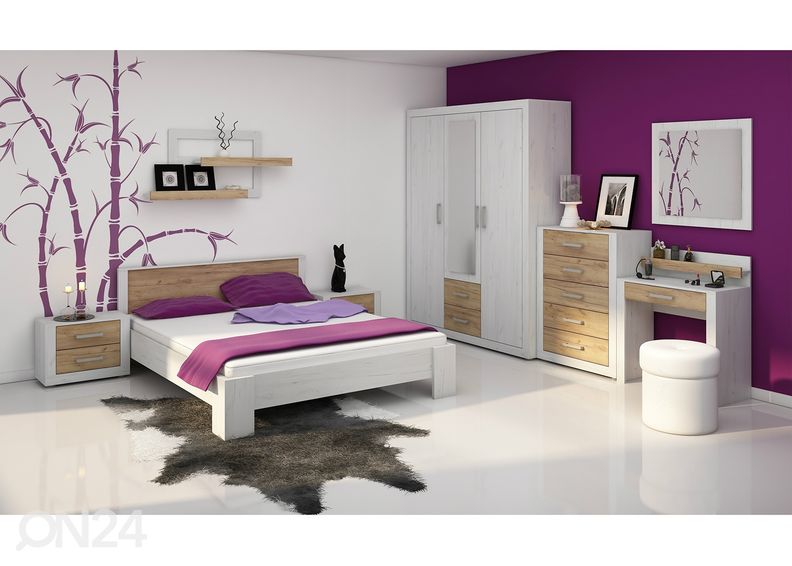 Vaatekaappi kuvasuurennos