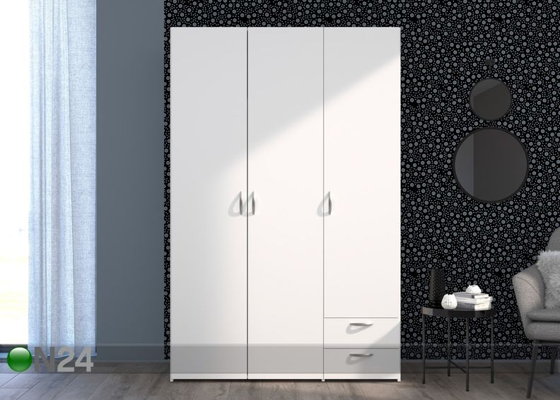 Vaatekaappi Daily kuvasuurennos