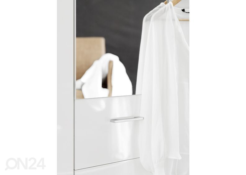 Vaatekaappi HOMELINE kuvasuurennos