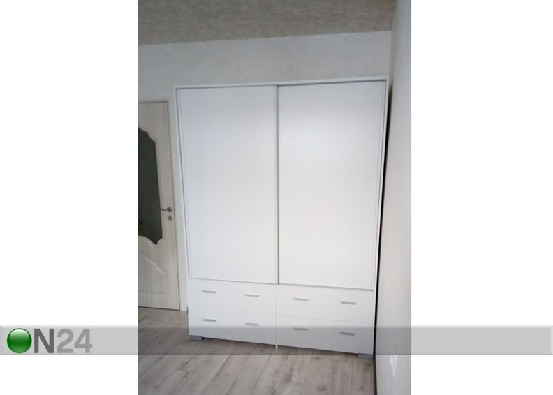 Vaatekaappi liukuovilla Galaxy kuvasuurennos