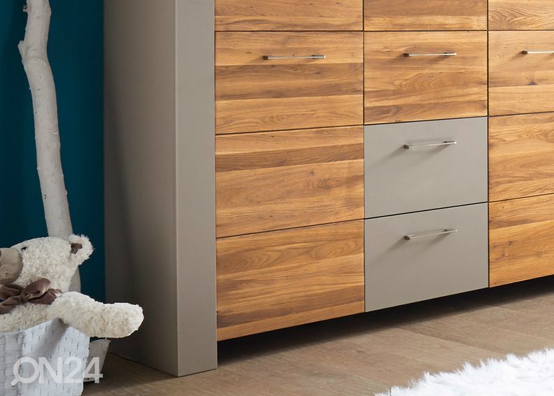 Vaatekaappi Tokio kuvasuurennos