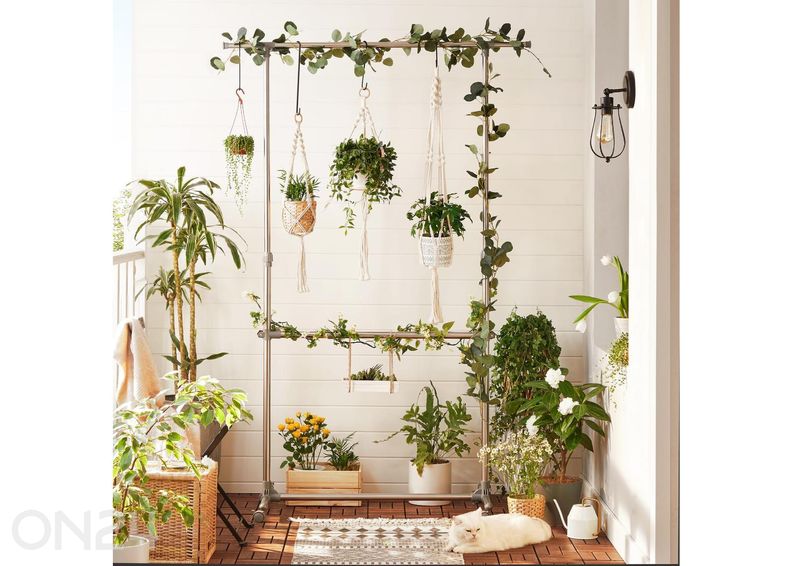 Vaaterekki pyörillä, hopeanvärinen kuvasuurennos