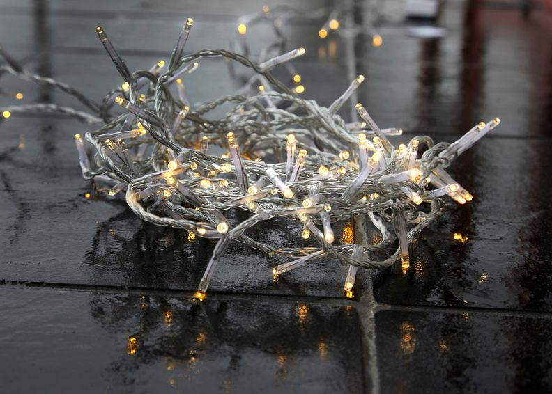 Valoketju Micro LED kuvasuurennos