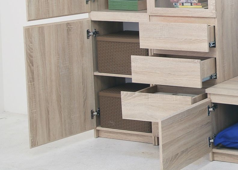 Vitriinikaappi Vesta kuvasuurennos