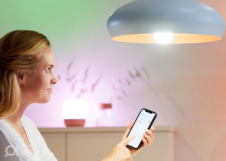 Wiz Wi-Fi sähkölamppu 60 W A60 E27 RGB 2200-6500K kuvasuurennos