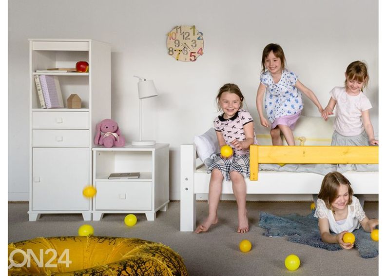 Yöpöytä kuvasuurennos