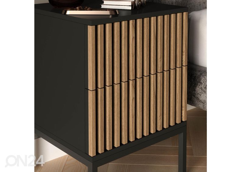 Yöpöytä 40 cm kuvasuurennos