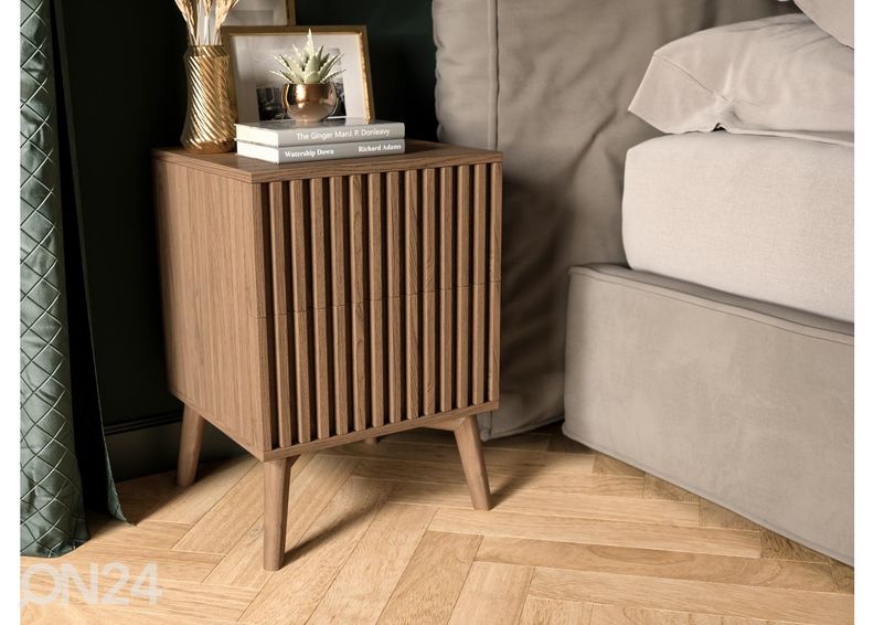 Yöpöytä 40 cm kuvasuurennos