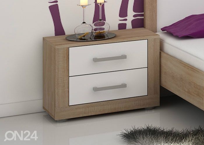 Yöpöytä kuvasuurennos