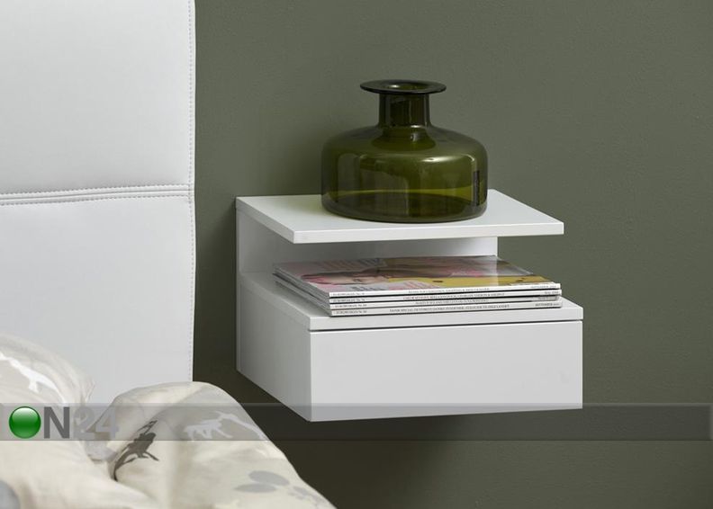 Yöpöytä Ashlan kuvasuurennos