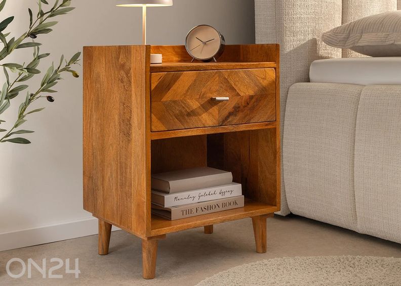 Yöpöytä Infinity kuvasuurennos