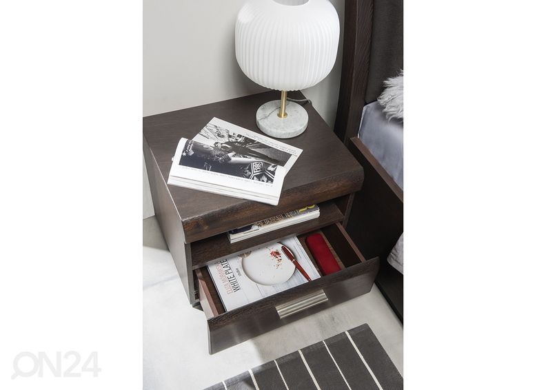 Yöpöytä Porti kuvasuurennos